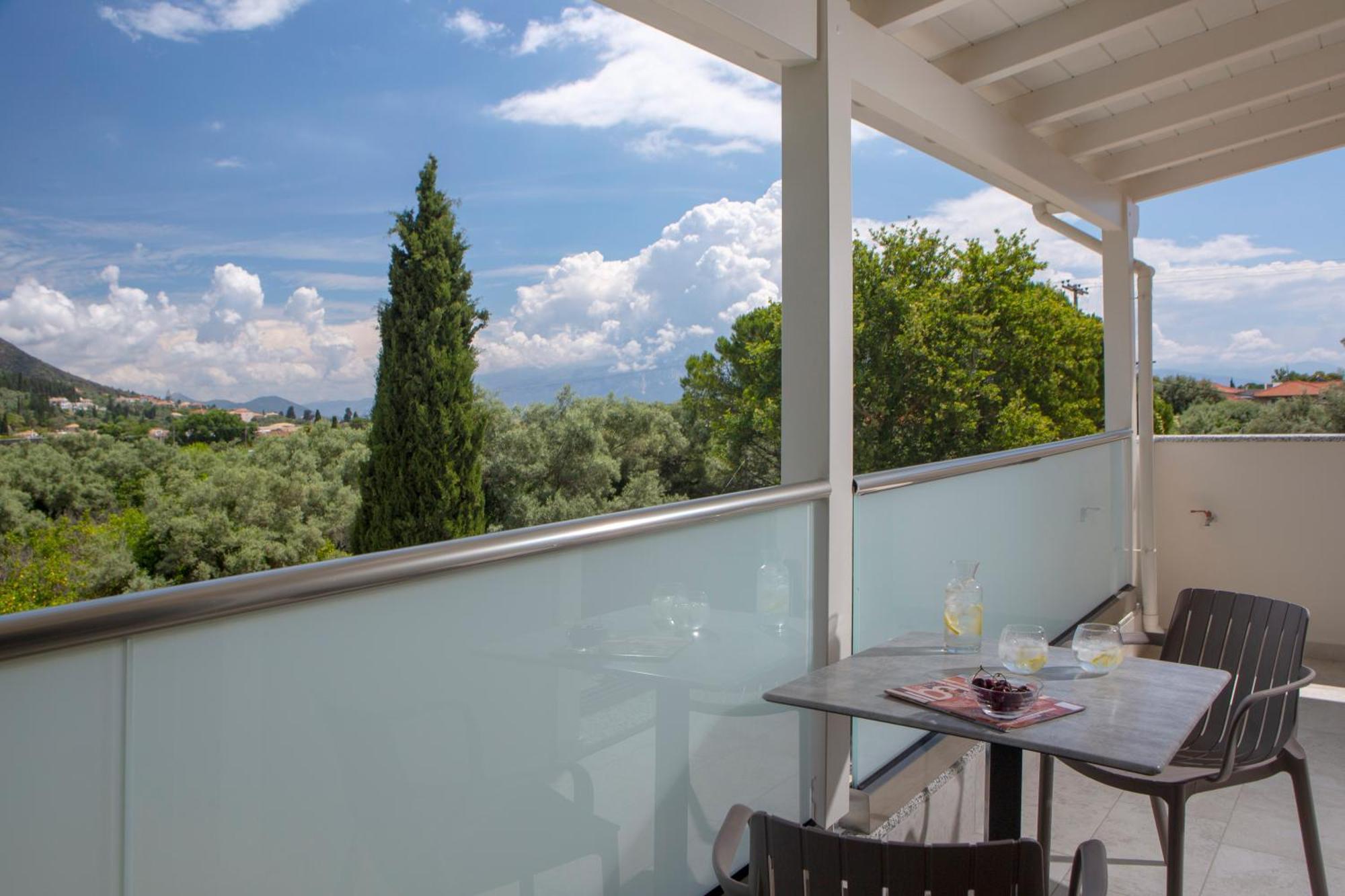 Zisis Suites Nydrí Rom bilde